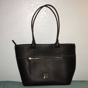 Dooney & Bourke Beacon Zip Tote